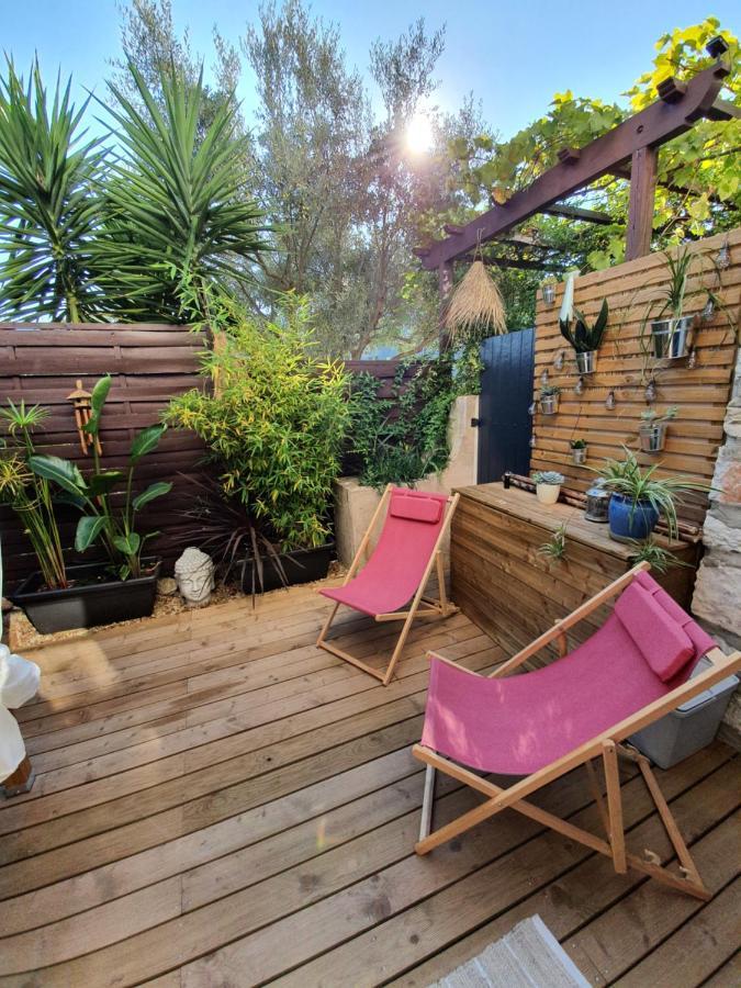 Une Nuit A Bali - Appartement Cocooning Solliès-Toucas Exterior foto
